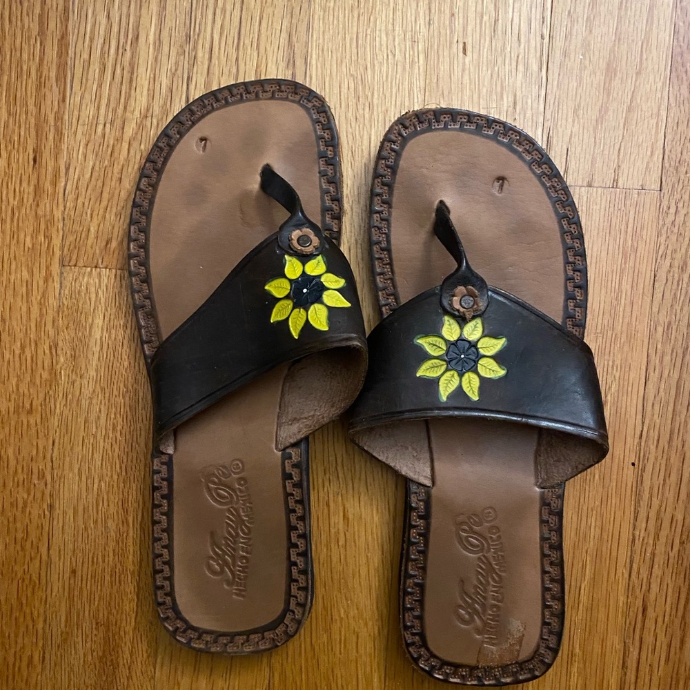 Brown Leather Mexican Flip Flops with Sunflower